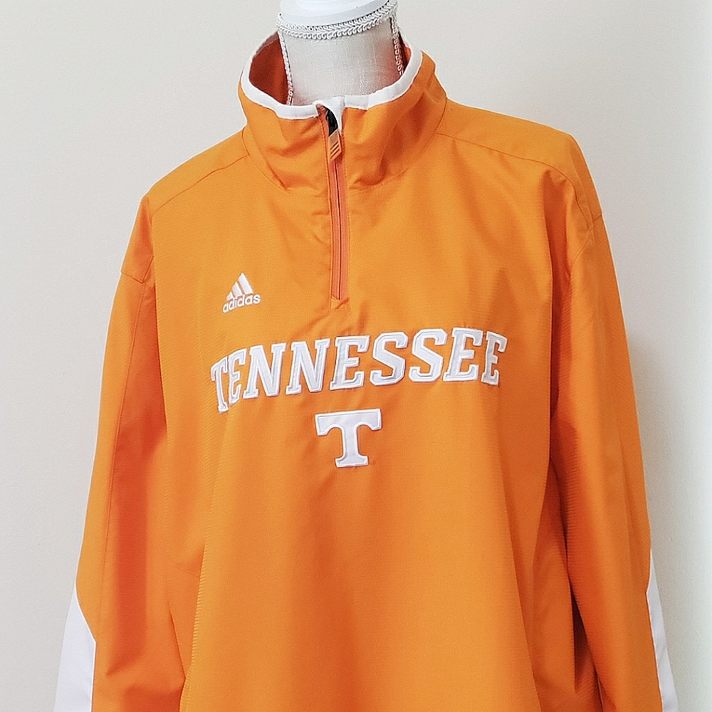 Adidas Tennessee Volunteers Windbreaker. XL
